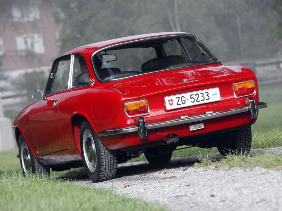  Alfa Romeo 1750 GT Veloce (105) 1970 года  (WW) (фото 13 из 14)